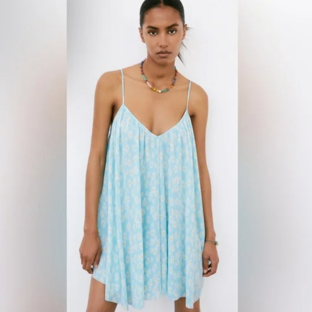 Zara Pleated Babydoll Dress Size Medium Spaghetti Straps With Daisy Print - Picture 2 of 15